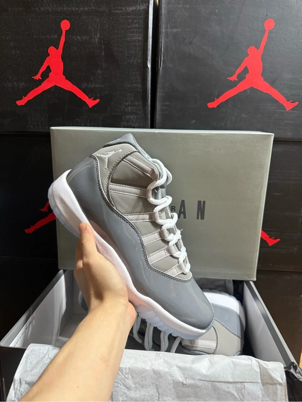 Air Jordan 11 Retro Cool Grey Sneaker - Gray/White